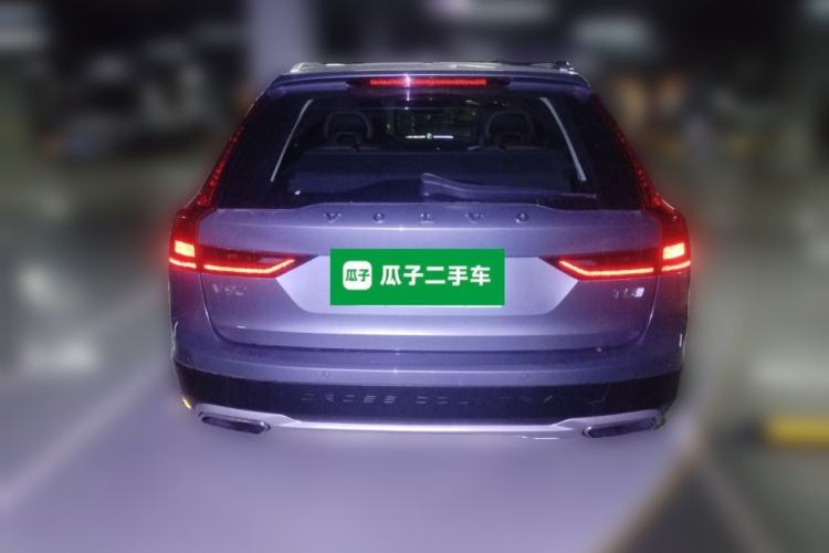 Used Volvo V90 2017 Cross Country T5 AWD Prestige Edition Rear