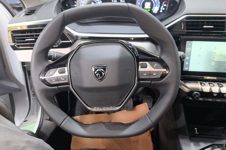 Used Peugeot 408 2024 360THP "Da Da" Model – Latou Edition Steering Wheel