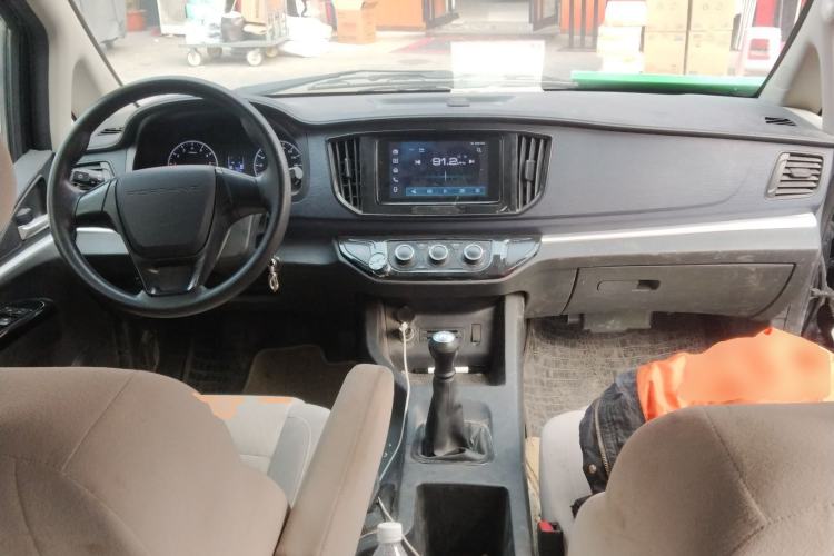 Used FORTHING Lingzhi 2023 M5L 1.6L Base Model 7 Seats