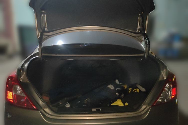 Used Nissan Sunny 2015 1.5XE CVT Comfort Edition Trunk