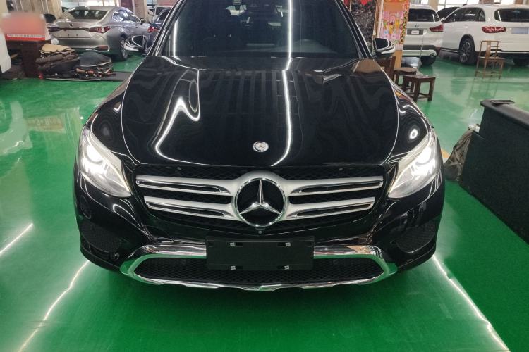 Used Mercedes-Benz GLC 2016 GLC 260 4MATIC Luxury Model