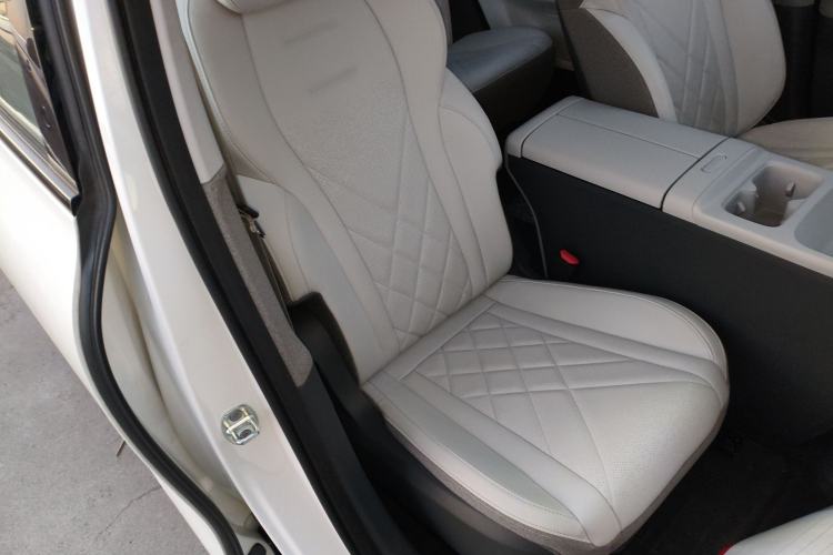 Used ARCFOX Kaola S 2024 AIR Right Front Seat