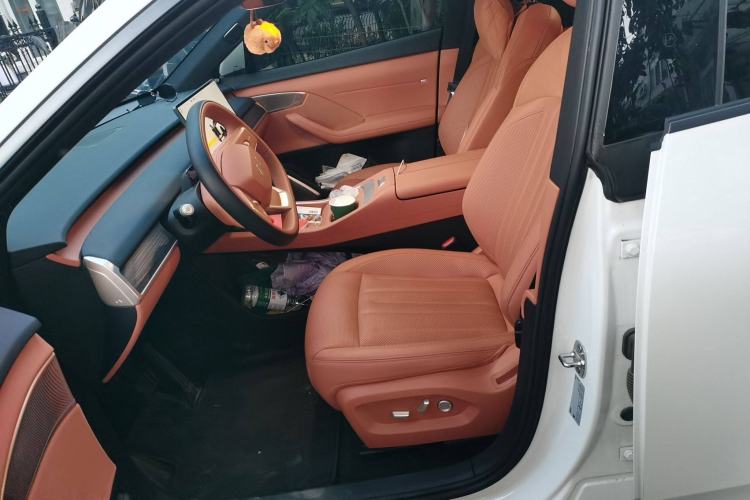 Used ONVO L60 2024 60 kWh Rear-Drive Version