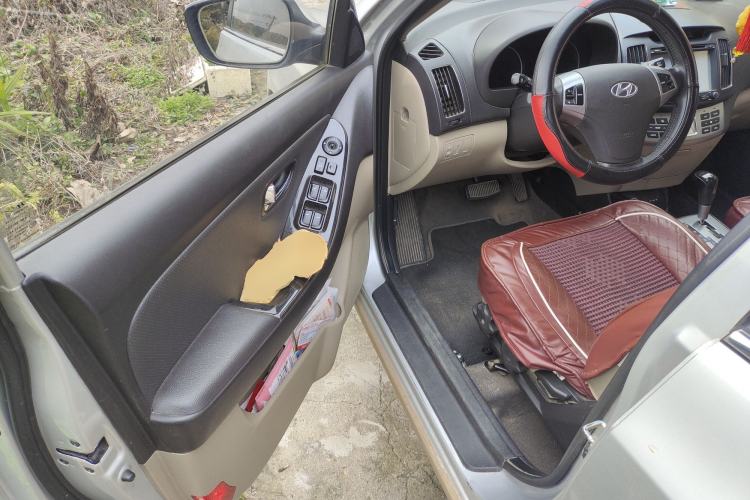 Used Hyundai Celesta 2011 1.6L Automatic Luxury Version
