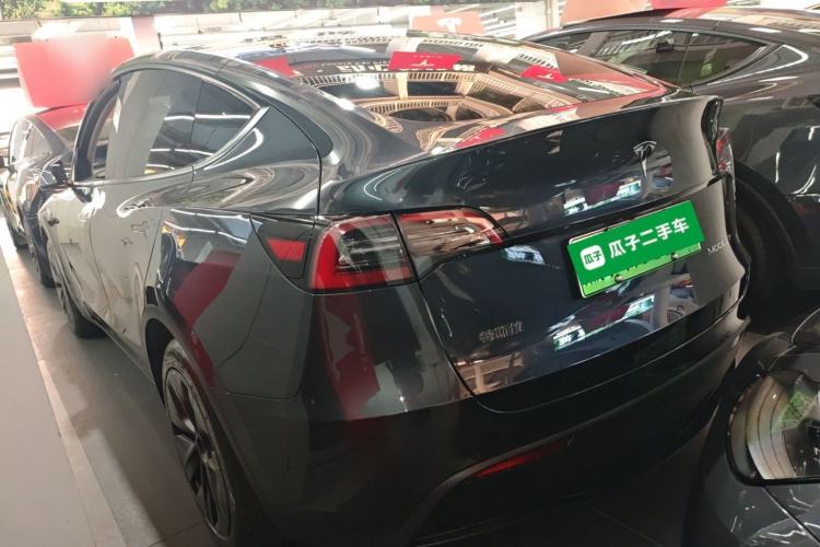 Used Tesla Model Y 2024 Rear-Wheel-Drive Version
