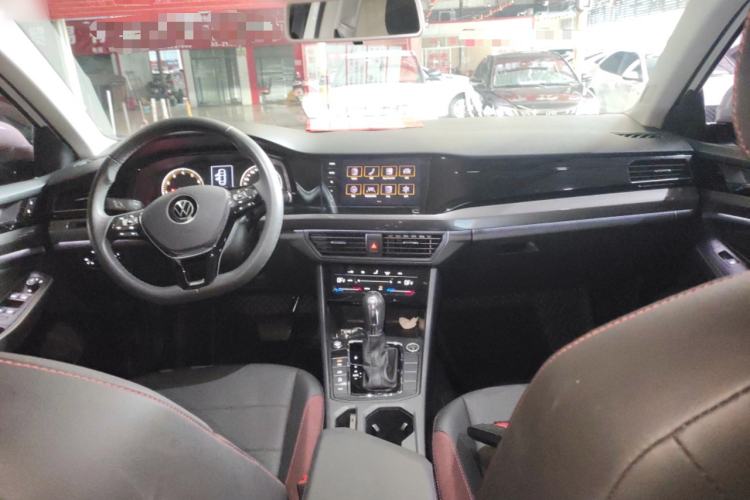 Used Volkswagen Bora 2021 280TSI DSG Elite Smart Connectivity Version Center Console