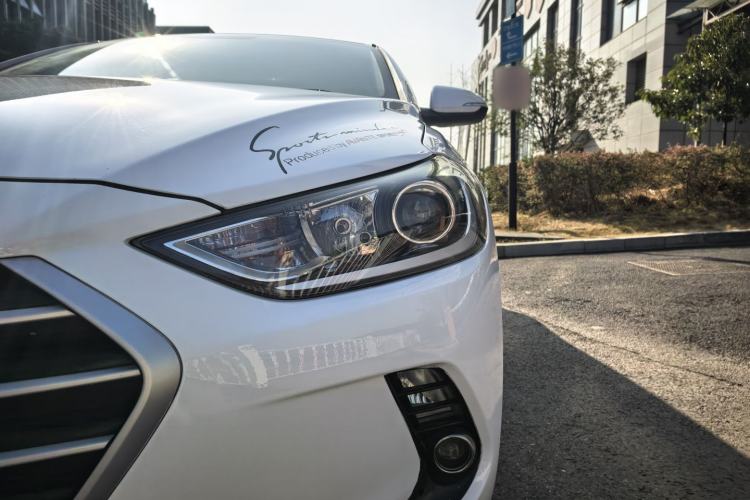 Used Hyundai Elantra (6th Generation / Lingdong) 2016 1.6L Manual ZhiXuan · Dynamic Model
