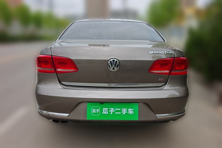 Used Volkswagen Magotan 2015 Facelift 1.8TSI Luxury Model Rear