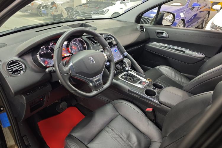 Used Peugeot 3008 2013 2.0L Automatic Trend Edition Interior 1