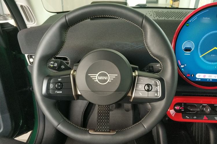 Used MINI Electric MINI COOPER 2024 452km COOPER SE Artist