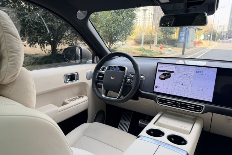 Used Li Auto L9 2023 Pro Model
