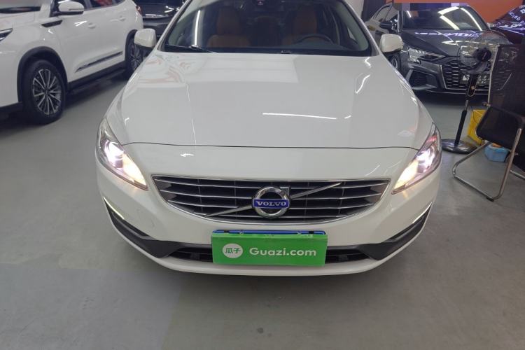Used Volvo S60 2018 S60L T4 Zhiyuan Edition Front