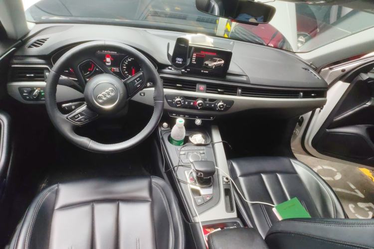 Used Audi A4L 2019 40 TFSI Ambition Version China V
