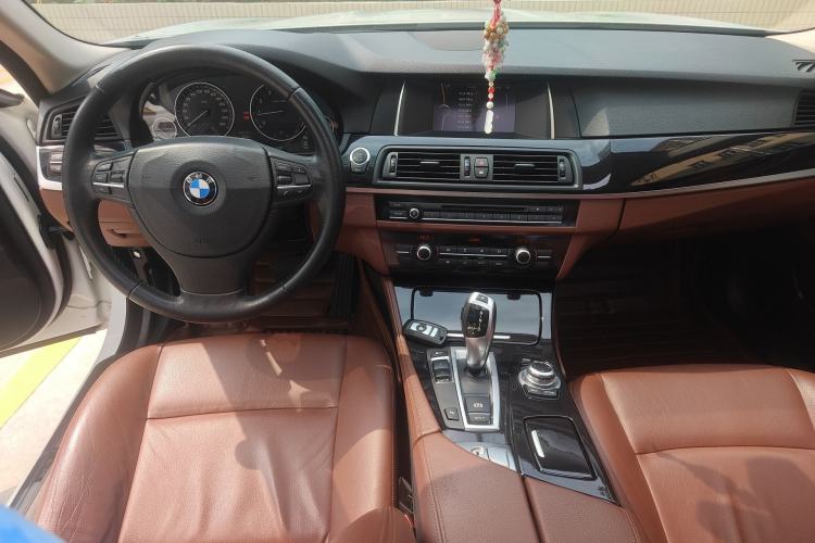 Used BMW 5 Series 2014 520i Elegant Edition