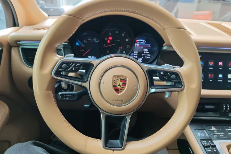 Used Porsche Macan 2016 Macan 2.0T
