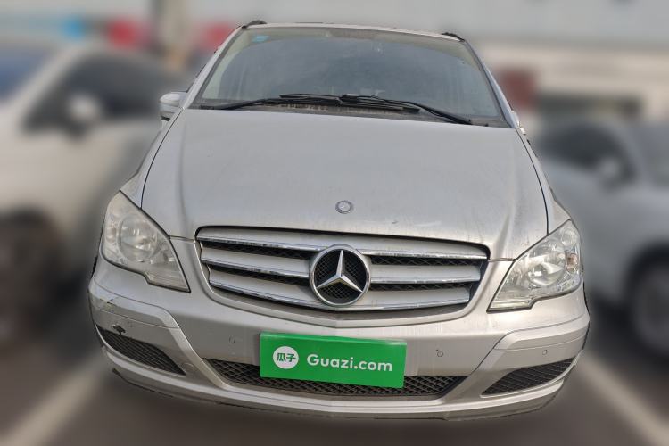 Used Mercedes-Benz Viano 2013 3.0L Hospitality Edition Front