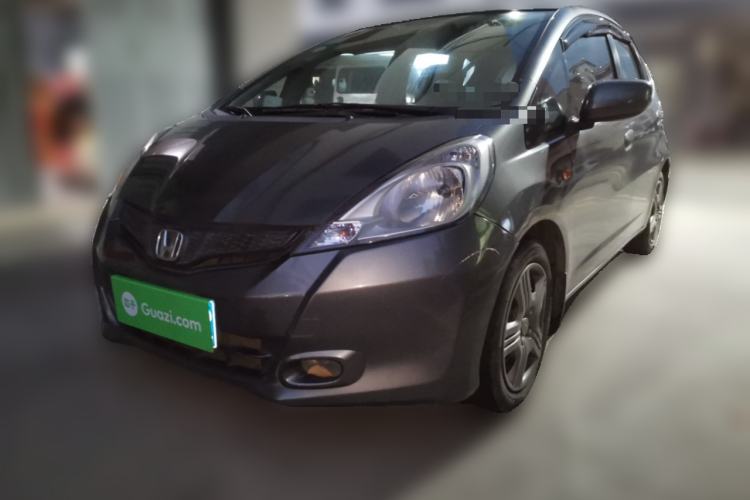 Used Honda Fit 2011 1.3L manual Comfort version
