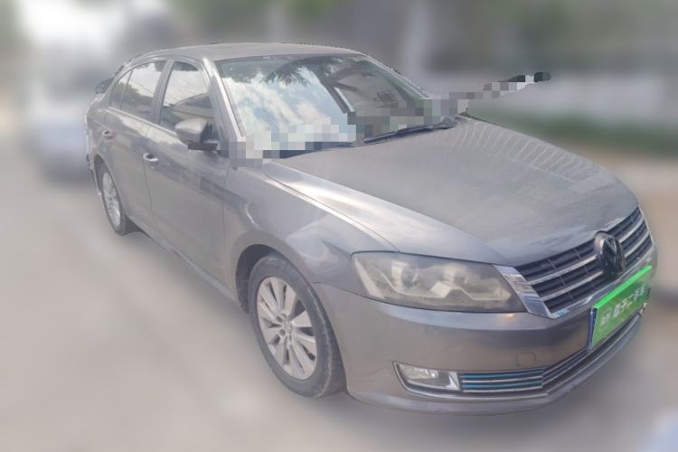 Used Volkswagen Lavida 2013 1.4TSI Manual Comfort Edition Front Right 45 Deg