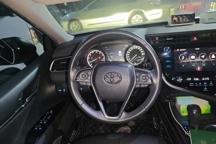Used Toyota Camry 2019 2.5G Luxury Edition China V Standard Steering Wheel