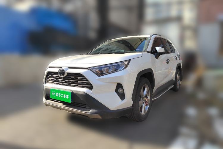 Used Toyota RAV4 2021 2.0L CVT Two-Wheel Drive Fashion Edition