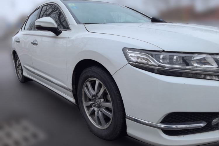 Used Honda Spirior 2015 2.0L Collector's Edition Front Right 45 Deg