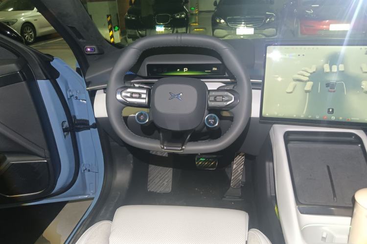 Used XPeng P7 2025 Model—820 Ultra Long Range Ultra