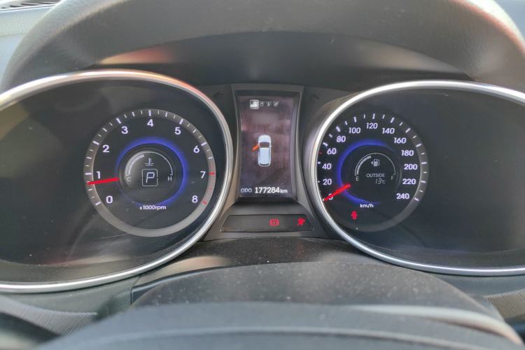 Used Hyundai Santa Fe 2013 2.4L Automatic 4x4 Comfort Edition