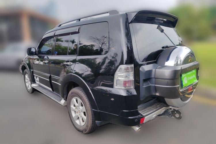 Used Mitsubishi Pajero 2016 3.0L Automatic Prestige Version China V Standard
