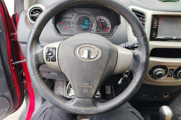Used Great Wall M4 2012 1.5L Manual Luxury Version Steering Wheel