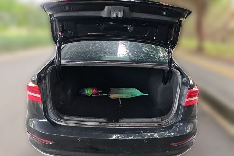 Used Volkswagen Lavida 2019 280TSI DSG Comfort Edition China VI standard Trunk