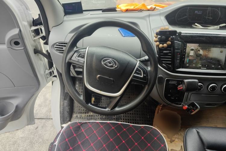 Used SAIC MAXUS Xintu V80 2019 2.5T Classic Model AMT Aoyuntong Long Wheelbase High-Roof 7-Seater