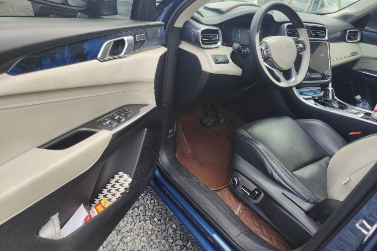 Used Lynk & Co 01 2017 2.0T Two-Wheel Drive Pro Edition Driver Seat