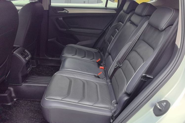 Used Volkswagen Tiguan L New Energy 2019 430 PHEV Hybrid Flagship Model Left Rear Seat