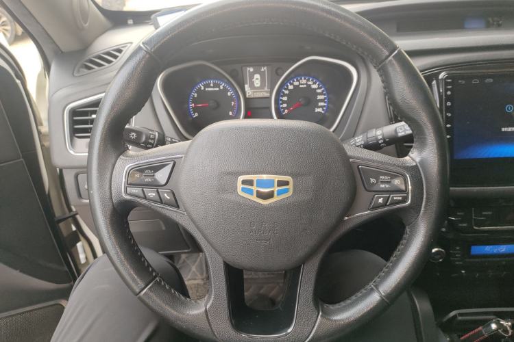 Used Geely Auto GX9 2014 2.4L Automatic Two-Wheel Drive Deluxe Model
