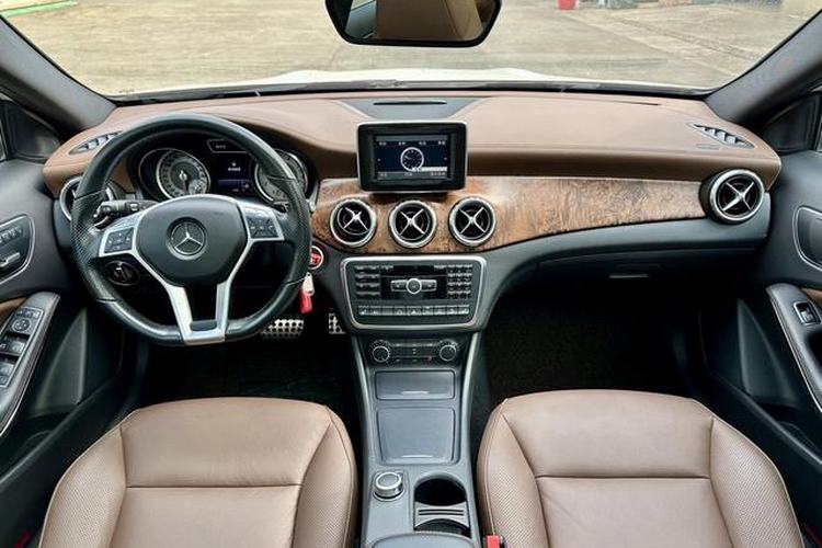 Used Mercedes-Benz GLA 2015 GLA 260 4MATIC
