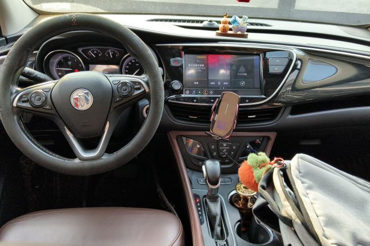 Used Buick Envision 2021 532T Two-Wheel-Drive Elite Version Center Console