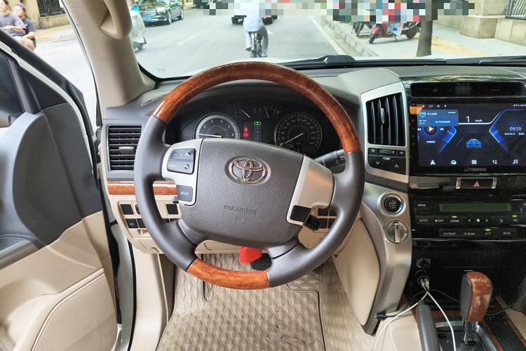 Used Toyota Land Cruiser 2012 4.0L Automatic VX Steering Wheel