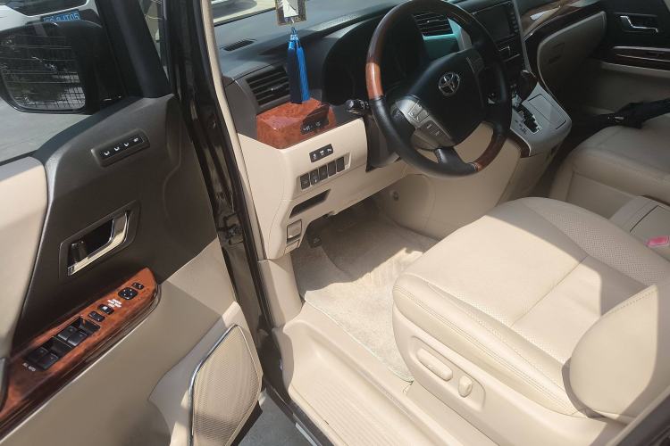 Used Toyota Alphard 2011 3.5L Luxury Edition