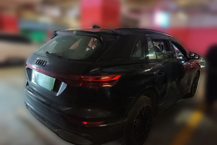 Used Audi Q5 e-tron 2023 40 e-tron Shining Edition Mecha Kit