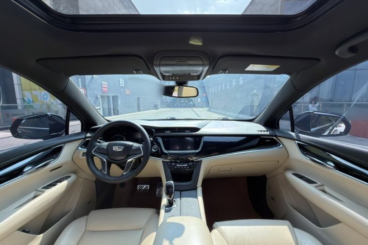 Used Cadillac XT5 2018 25T Luxury Model