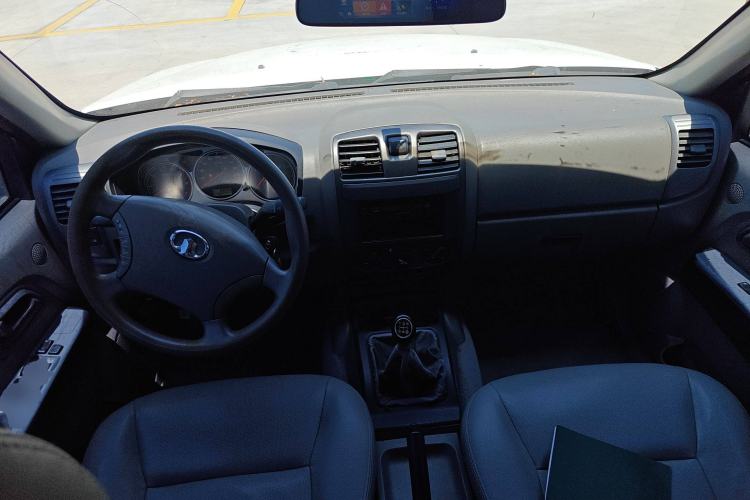 Used Great Wall Wingle 5 2011 2.2L Wealth Edition Two-Wheel Drive Big Double-Cab GW491QE
