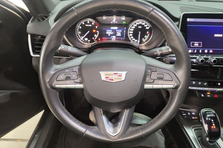 Used Cadillac CT5 2021 Revised 28T Luxury Version Steering Wheel