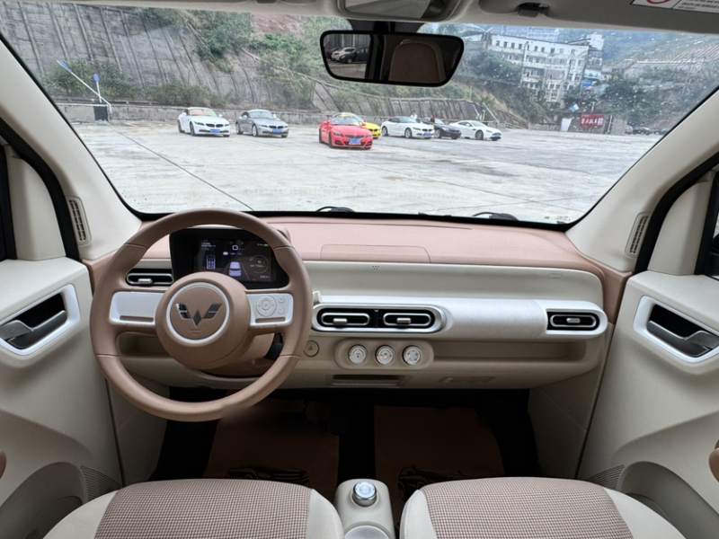 Used Wuling Hongguang MINIEV 2024 3rd Generation 215km Youth Edition — 40