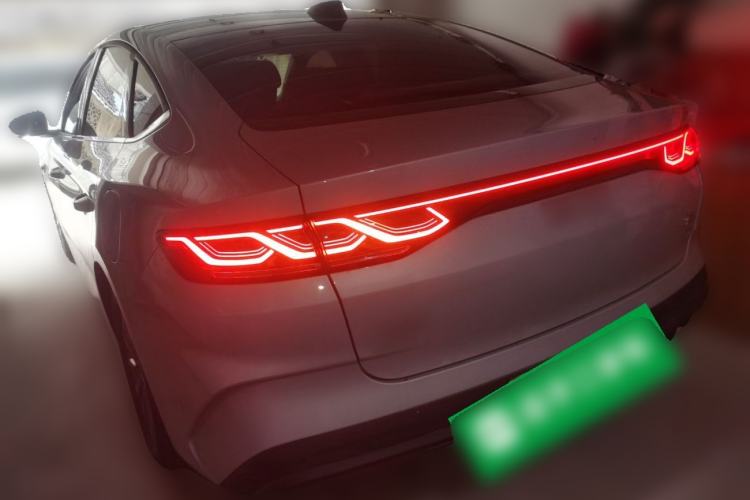 Used BYD Qin L 2025 DM-i Smart Drive 80KM Leading Model