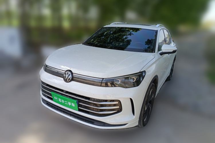 Used Volkswagen Tiguan L 2024 PRO 330TSI Two-Wheel Drive Smart Edition