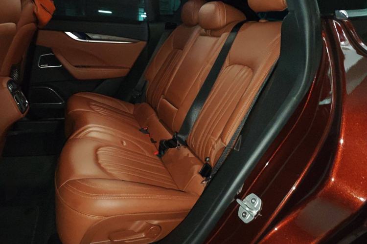 Used Maserati Levante 2016 3.0T Standard Edition Left Rear Seat