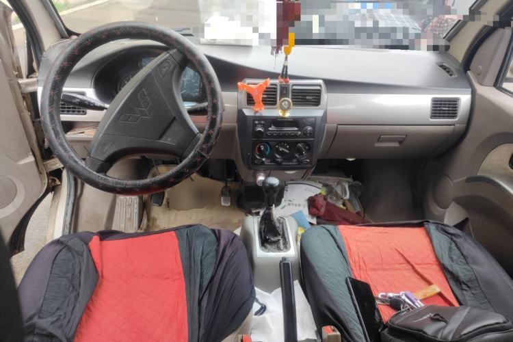 Used Wuling Rongguang 2011 1.2L Base Version Center Console