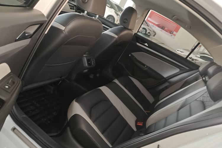 Used Volkswagen Bora 2023 300TSI DSG Prestige Edition
