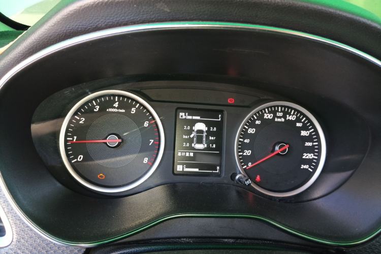 Used Baojun 730 2019 1.5L Manual Fashion Model 7-seater China VI