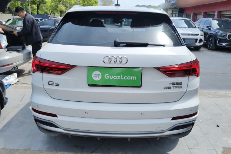 Used Audi Q3 2019 35 TFSI Advanced Dynamic Edition
